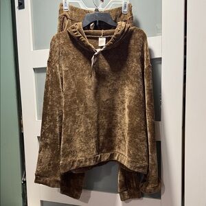 Love @ First Sight Brown Knit Top